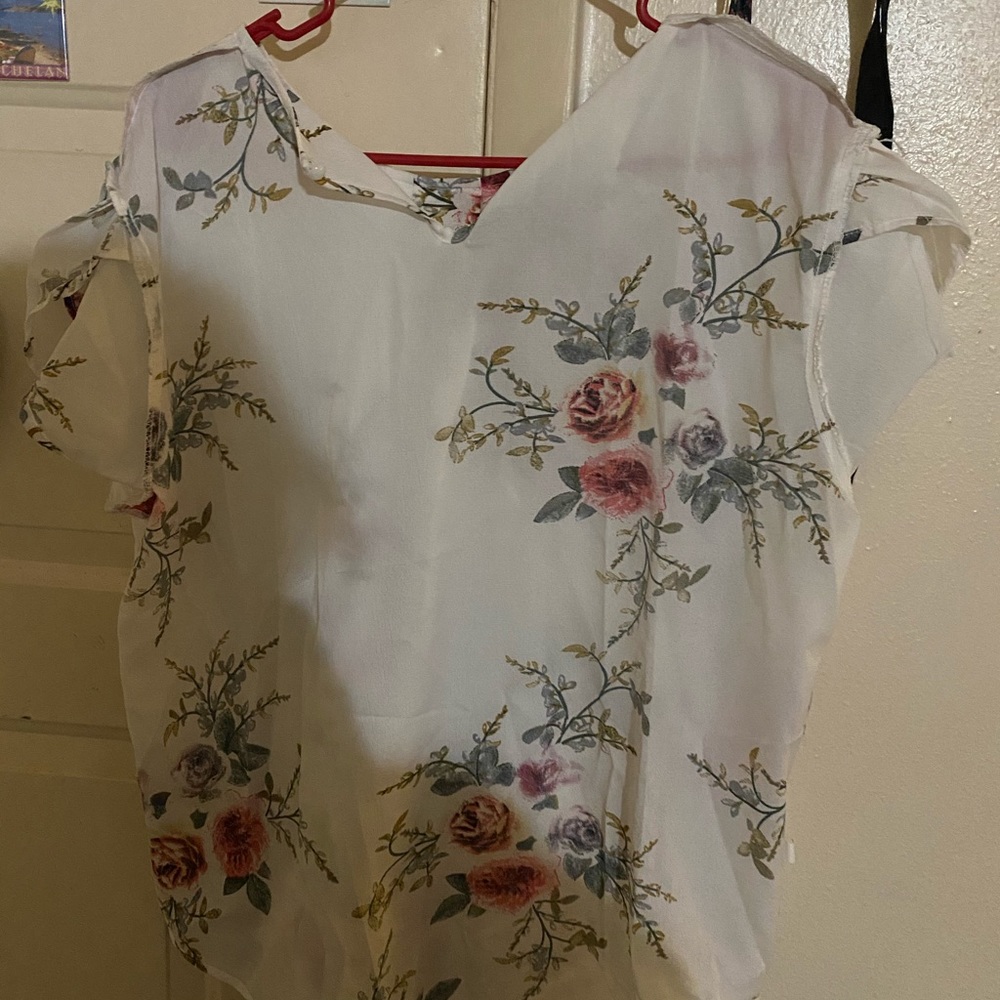 Shein 2XL shirt ( Fits smaller )